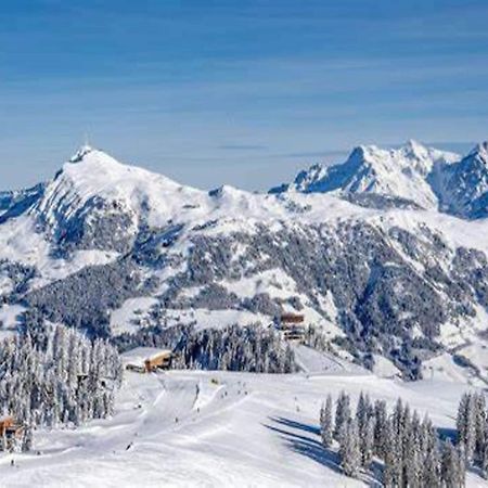 Apartment Near The Hahnenkamm Cable Car Kitzbuhel Luaran gambar