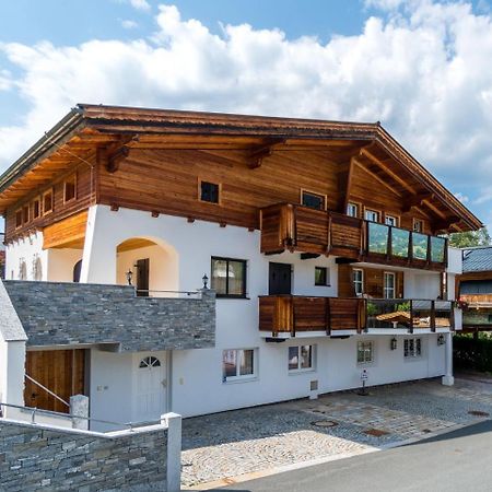 Apartment Near The Hahnenkamm Cable Car Kitzbuhel Luaran gambar