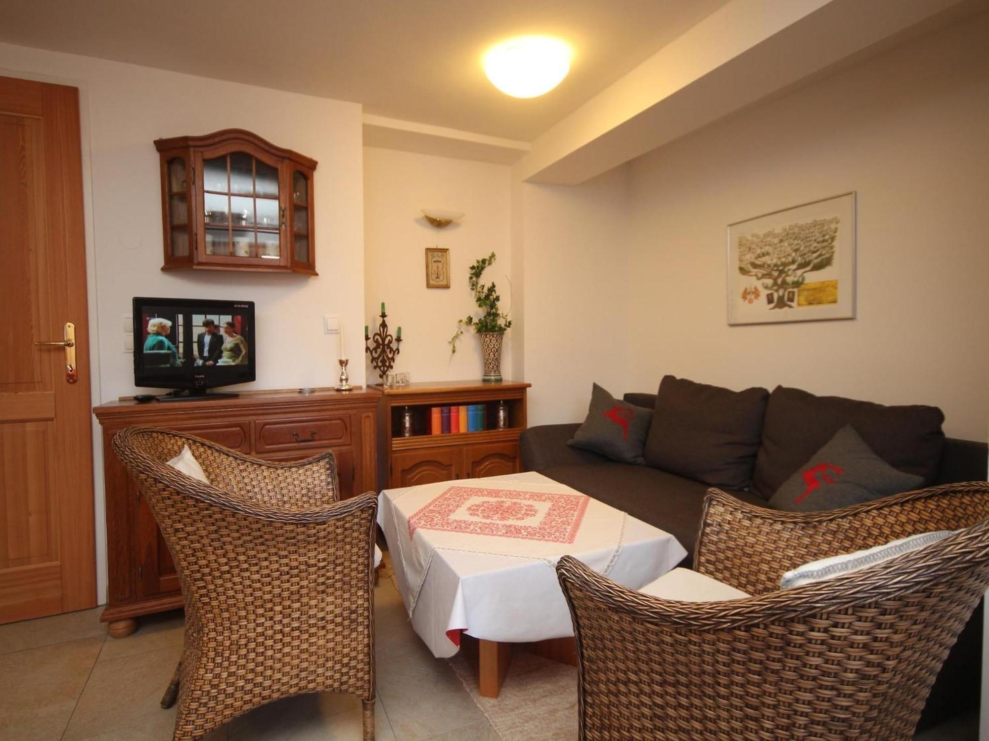 Apartment Near The Hahnenkamm Cable Car Kitzbuhel Luaran gambar