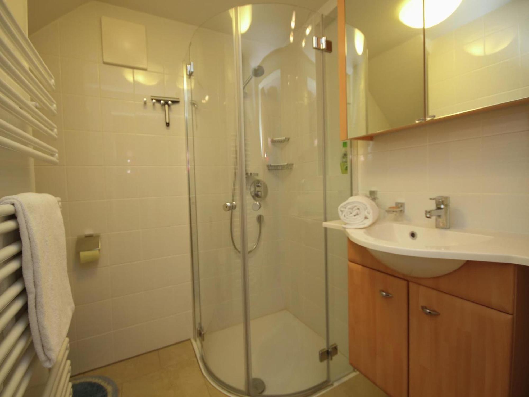 Apartment Near The Hahnenkamm Cable Car Kitzbuhel Luaran gambar